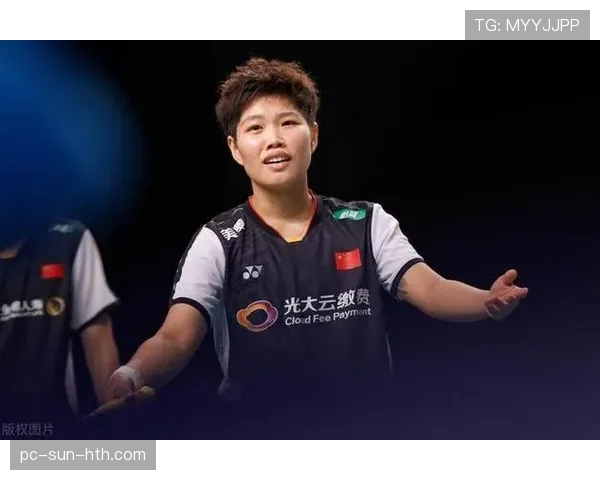 黄东萍随手一发照，那只包像在嘲笑我好几个月工资